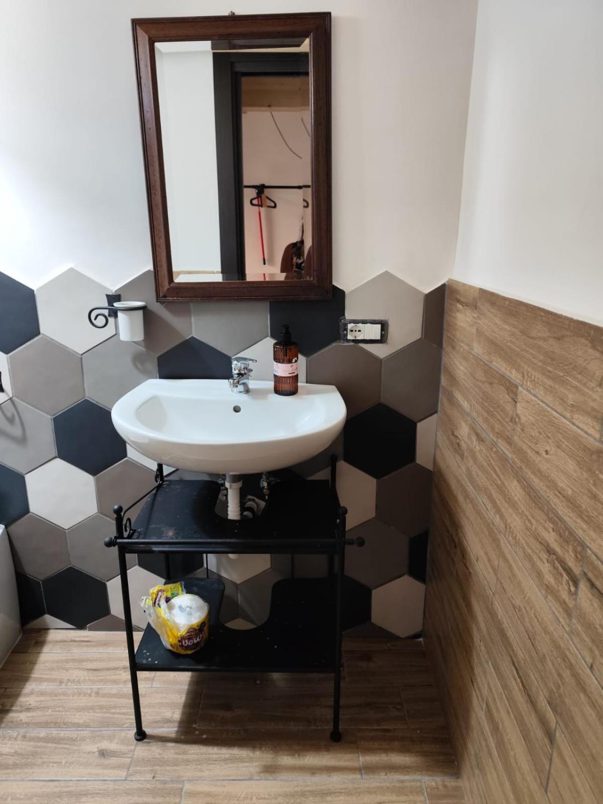 فندق Vicolo Stretto سكافاتي المظهر الخارجي الصورة